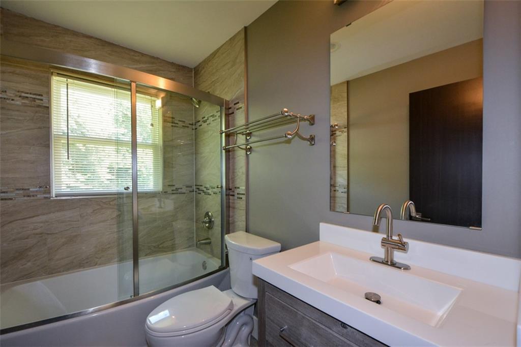 2116 Strasburg Court