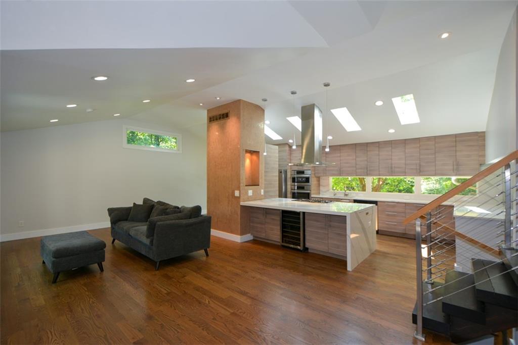 2116 Strasburg Court