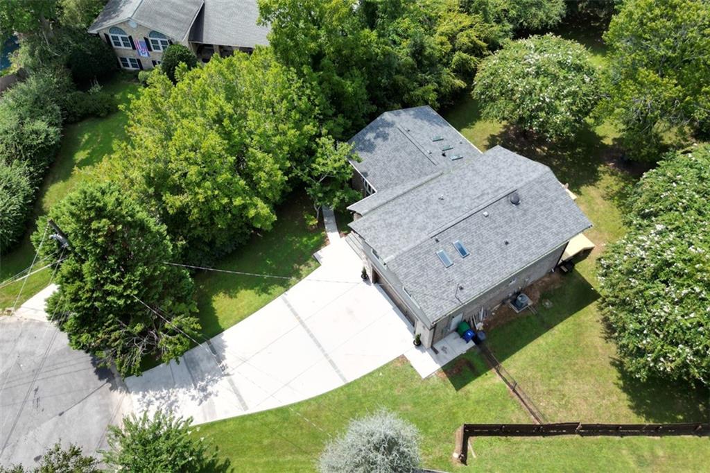 2116 Strasburg Court