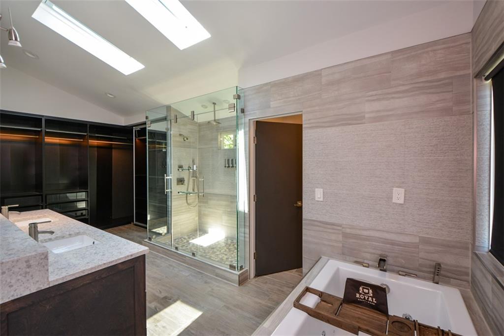 2116 Strasburg Court