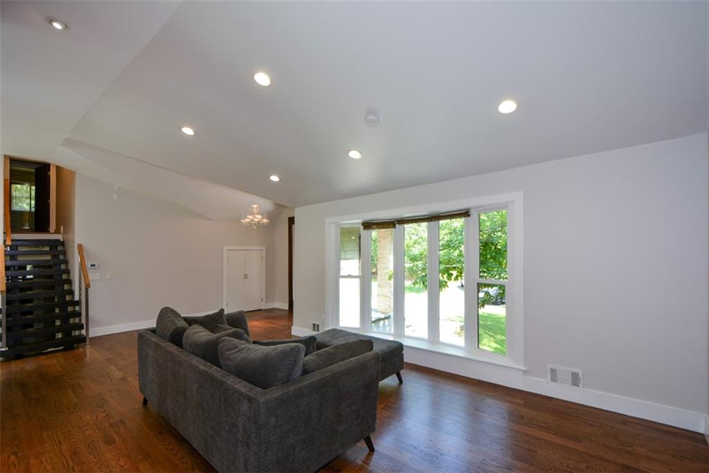 2116 Strasburg Court