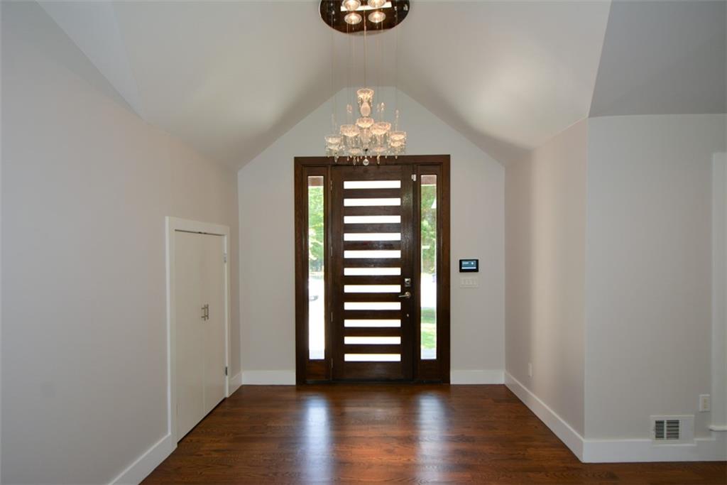 2116 Strasburg Court