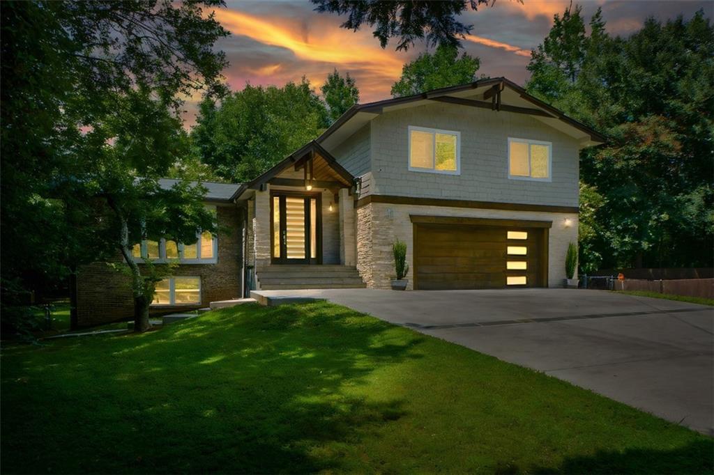 2116 Strasburg Court