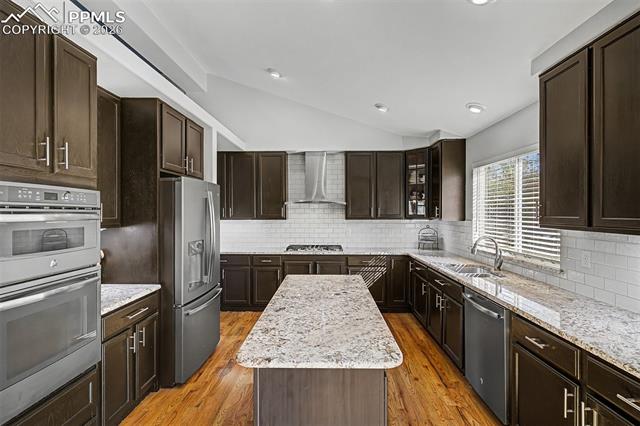 6798 Bitterroot Drive