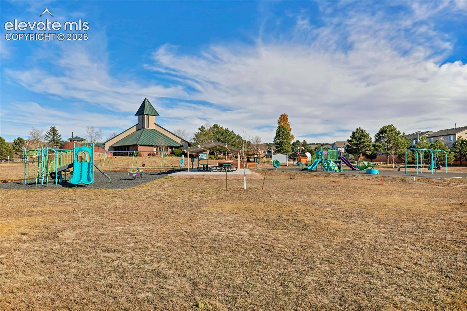 1319 Villa Grove