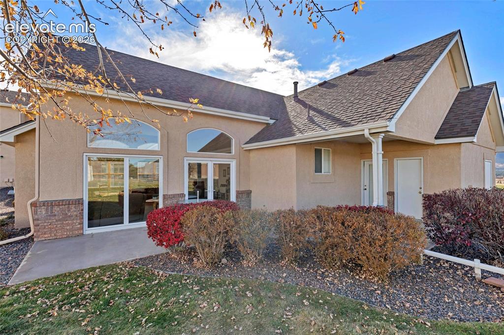 1319 Villa Grove