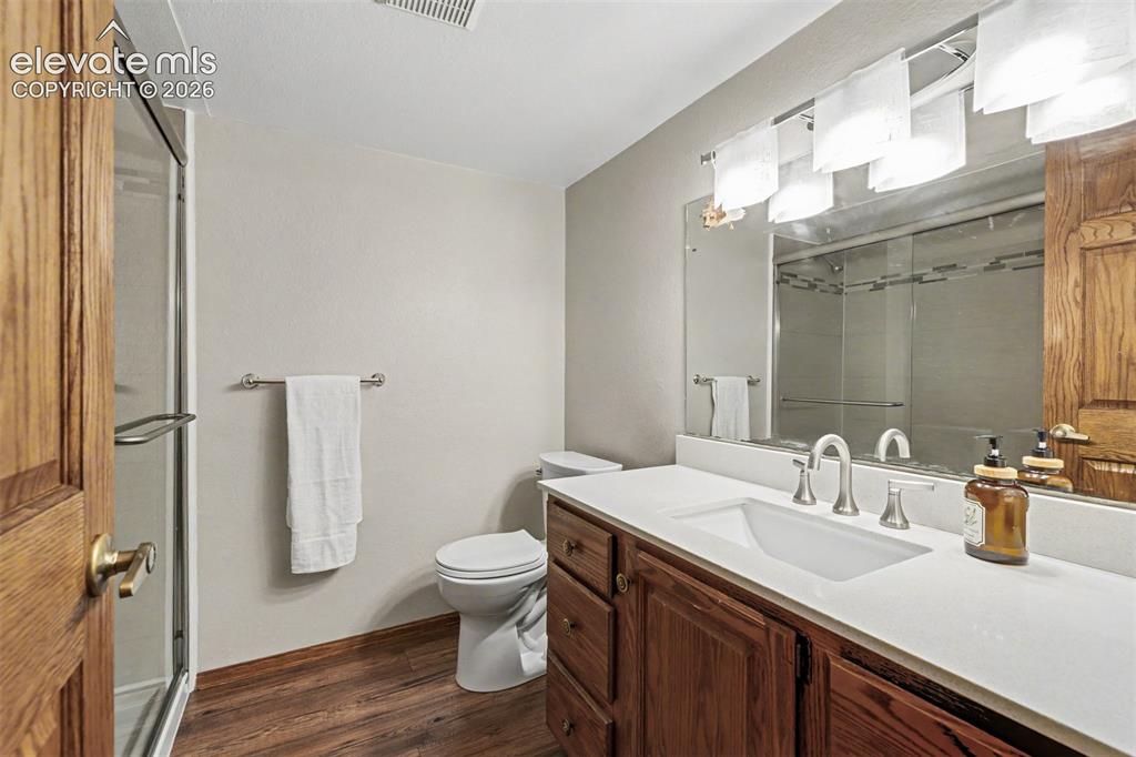 1355 Meadowlake Way