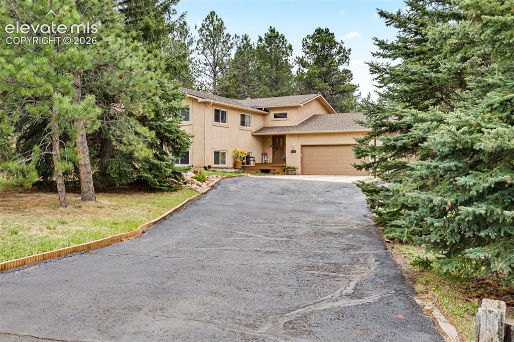 1355 Meadowlake Way