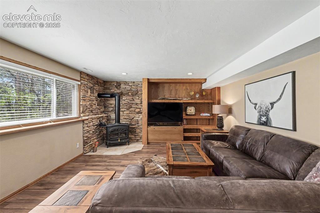 1355 Meadowlake Way