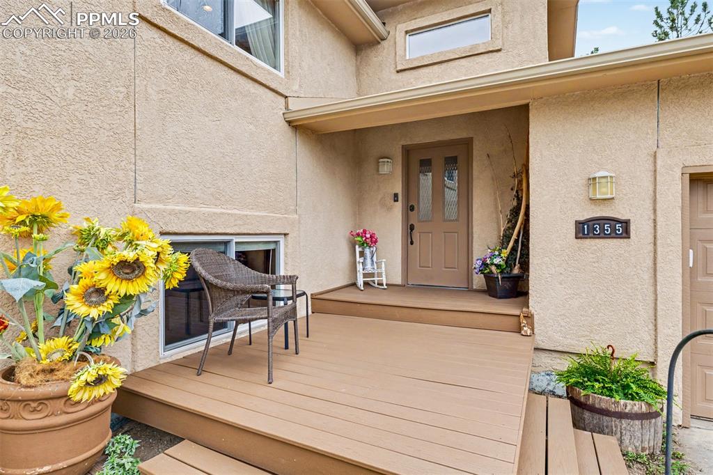 1355 Meadowlake Way