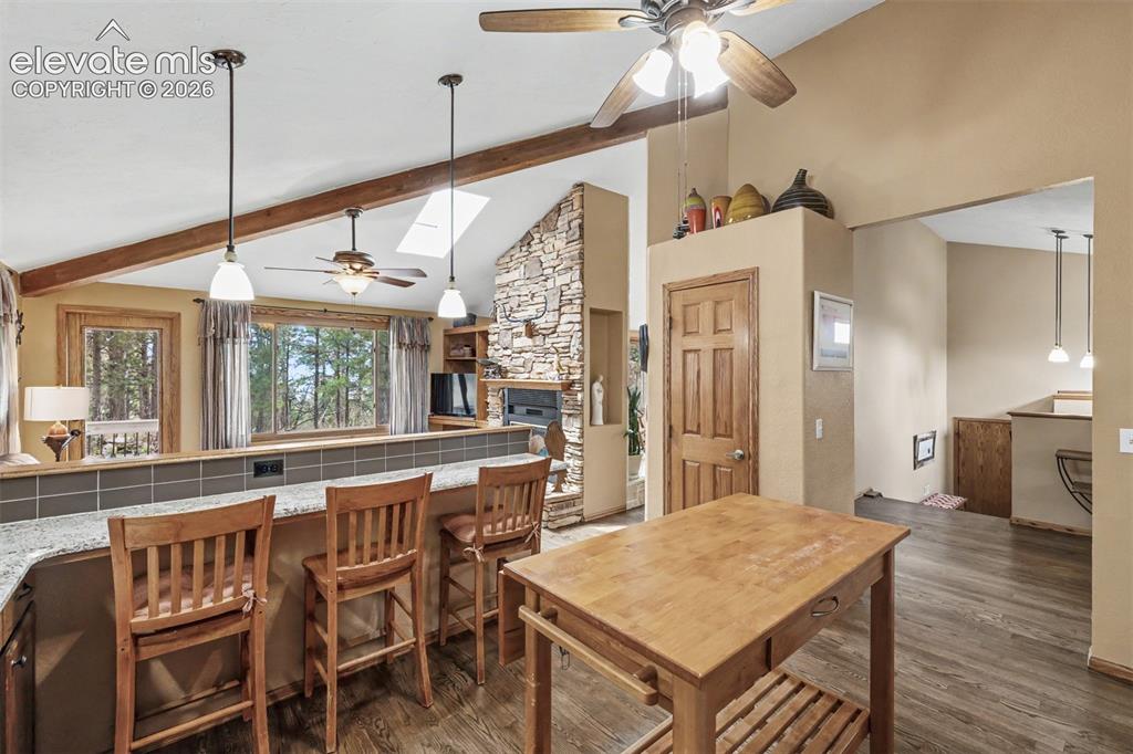 1355 Meadowlake Way