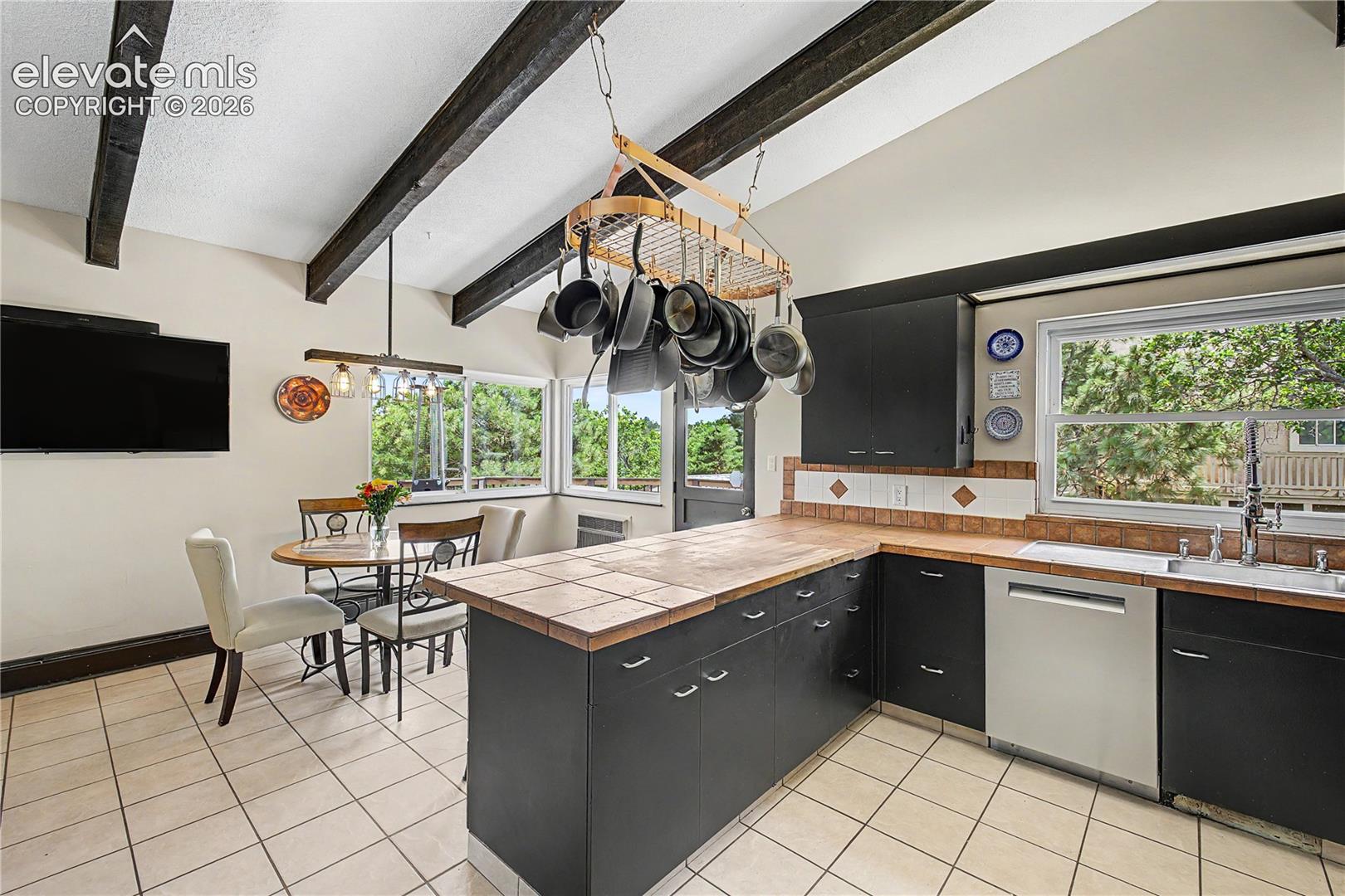 4424 Valli Vista Road