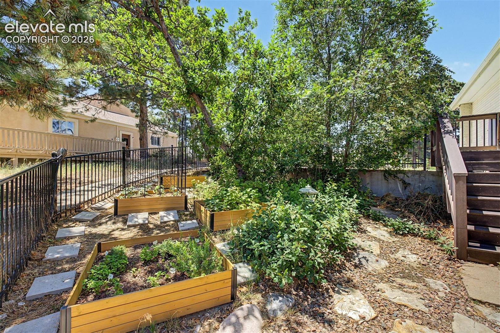 4424 Valli Vista Road