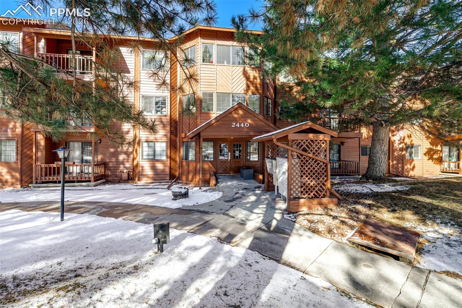 2440 Palmer Park Boulevard Unit: J3