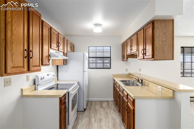 2440 Palmer Park Boulevard Unit: J3