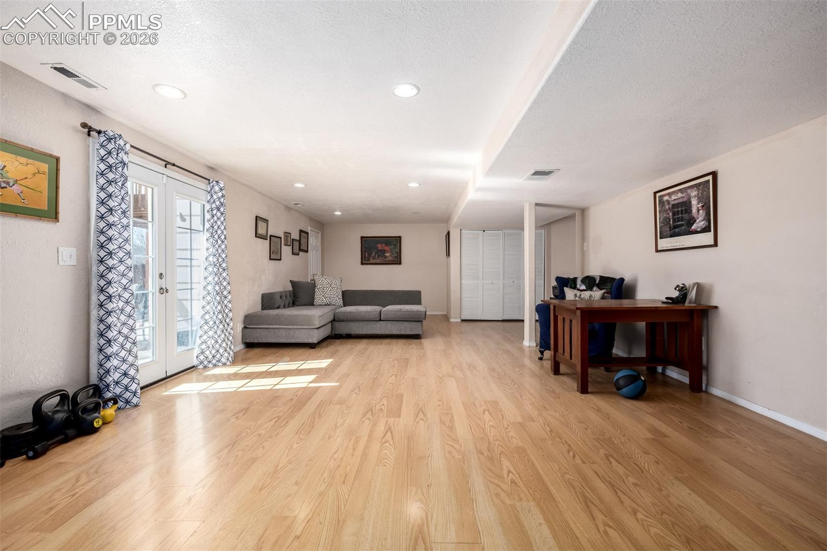830 Winebrook Way