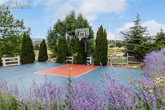 4354 Round Hill Drive
