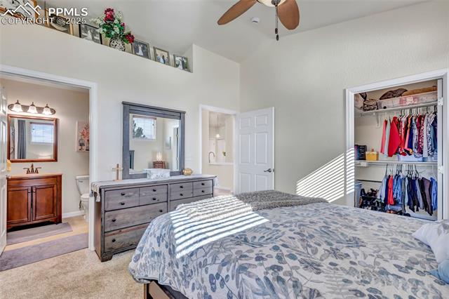 1327 Villa Grove