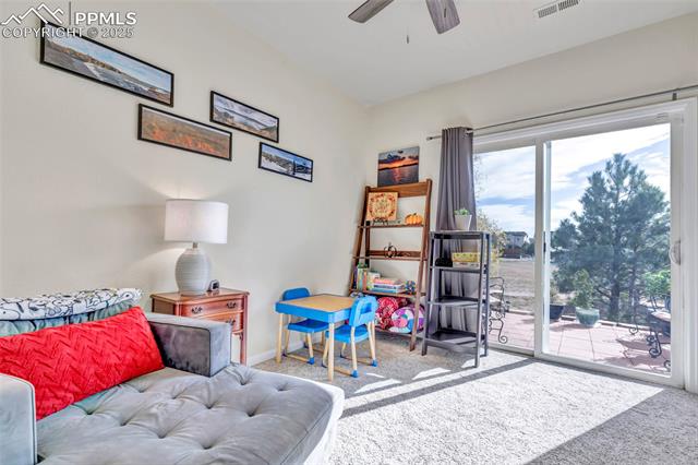 1327 Villa Grove