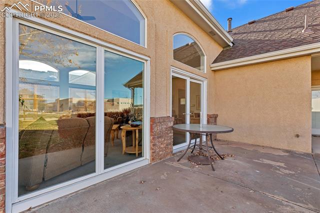 1327 Villa Grove