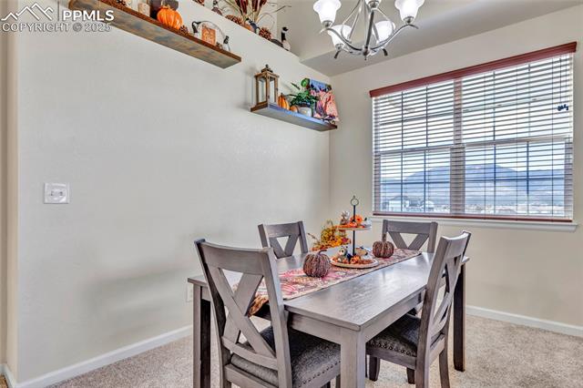 1327 Villa Grove