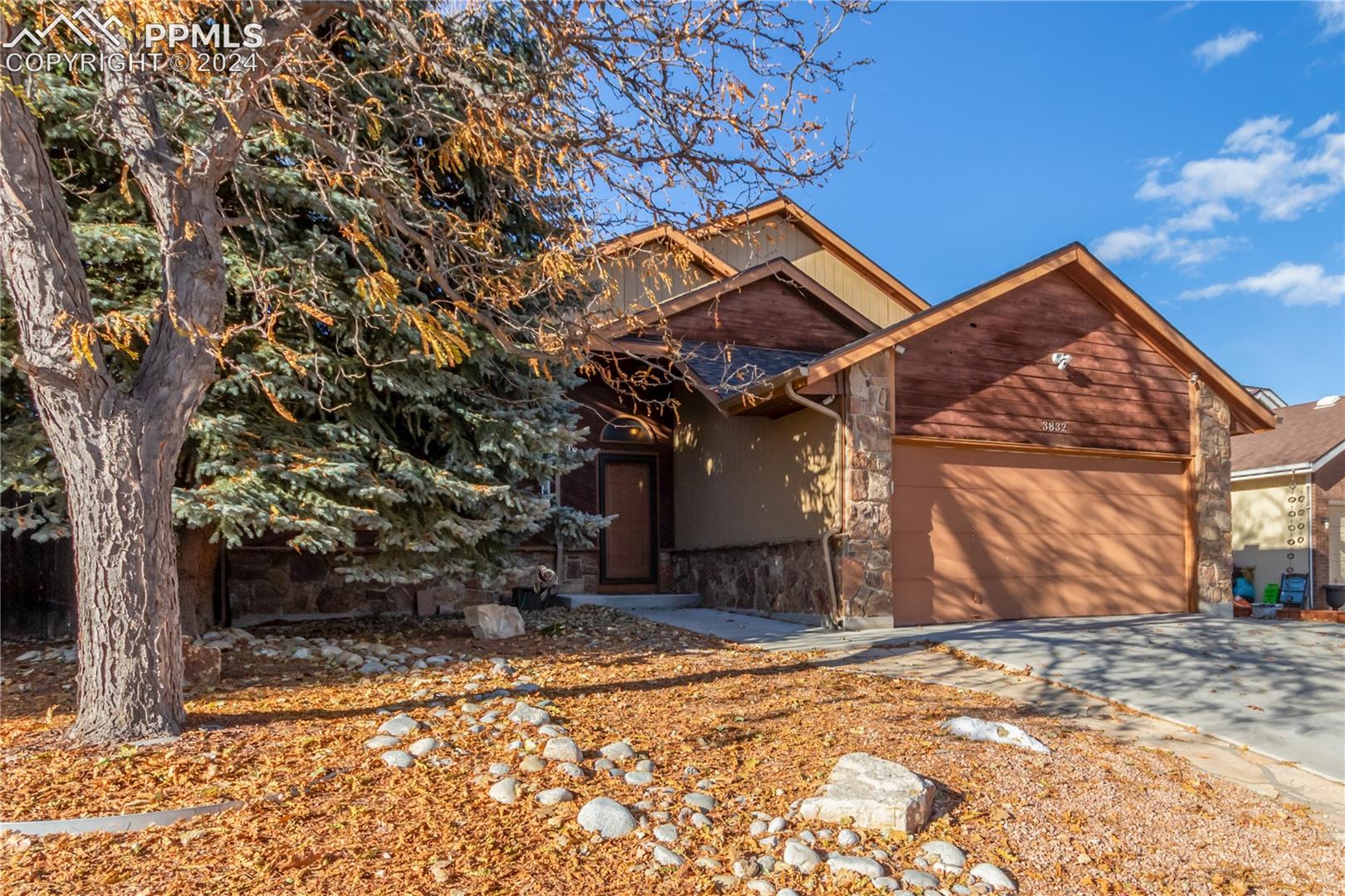 3832 Summer Breeze Drive