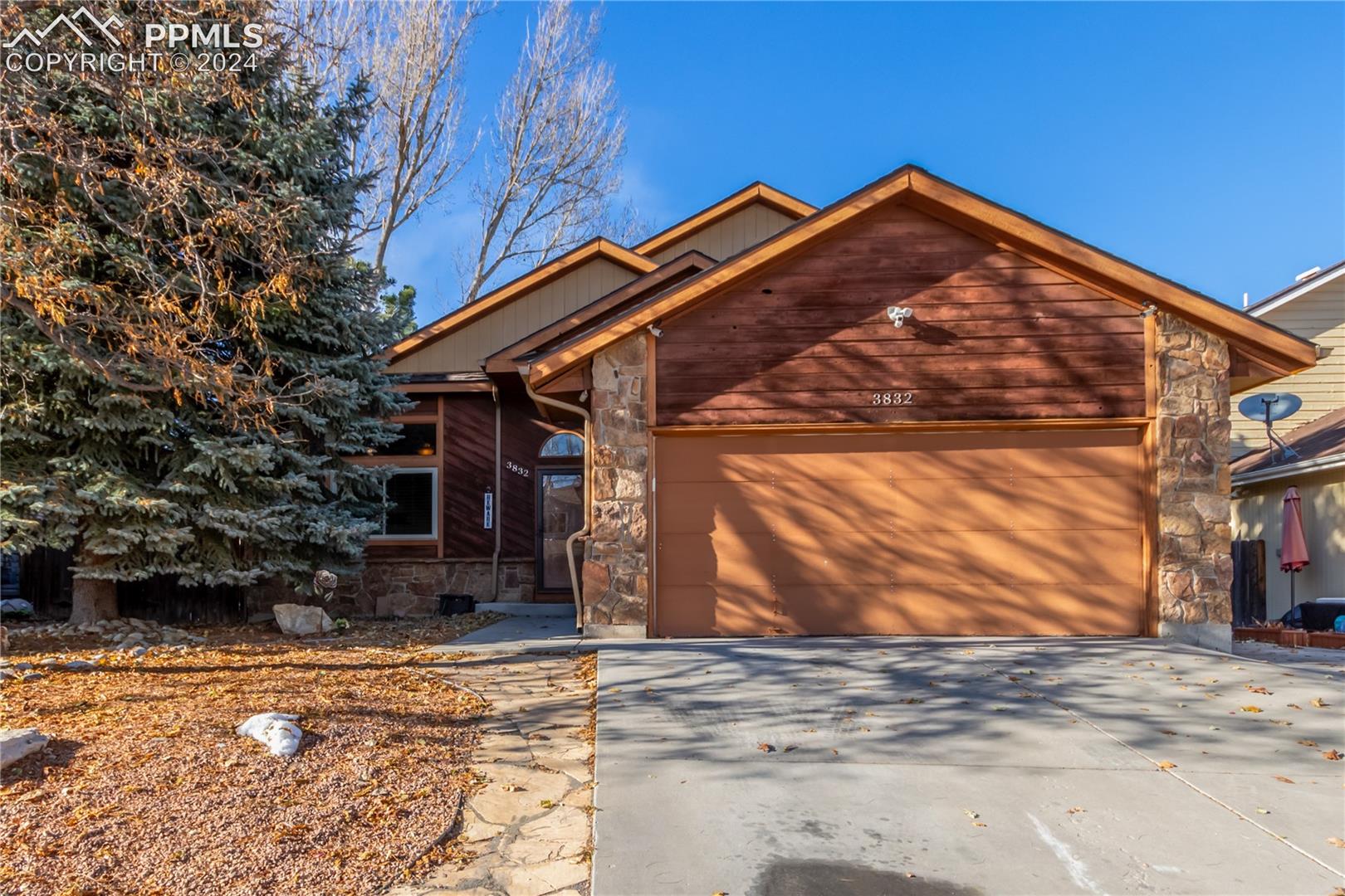 3832 Summer Breeze Drive