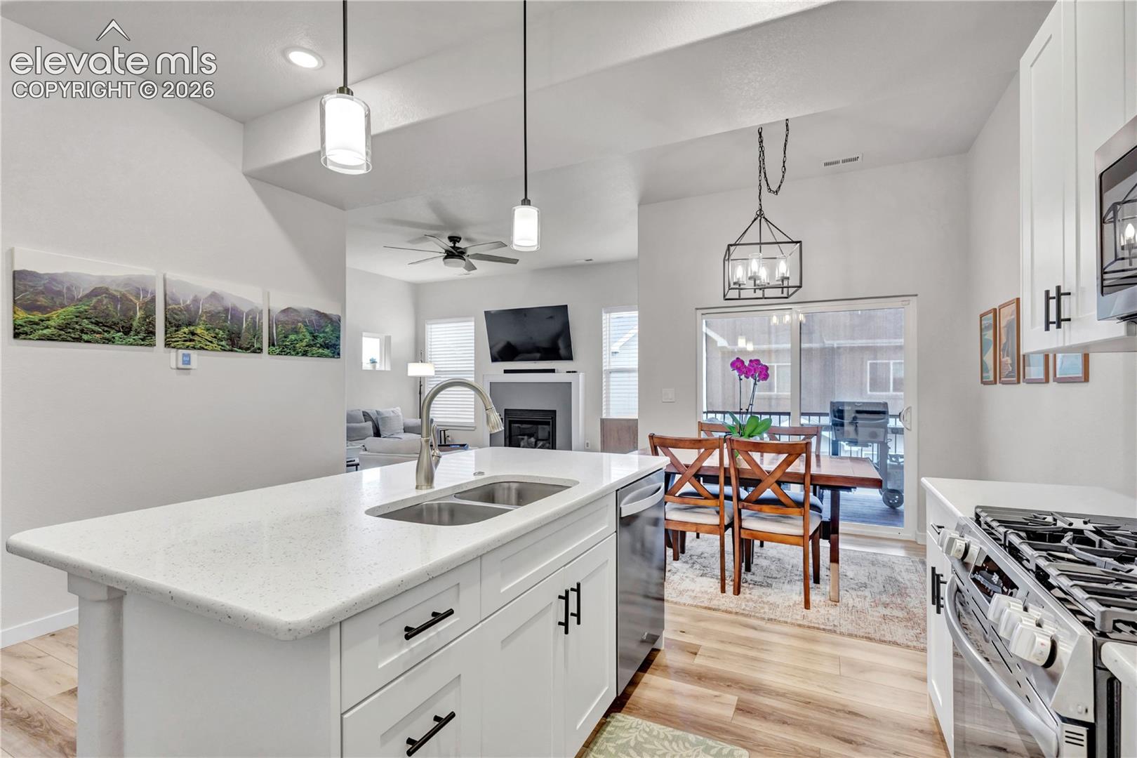 5675 Villa Lorenzo Drive
