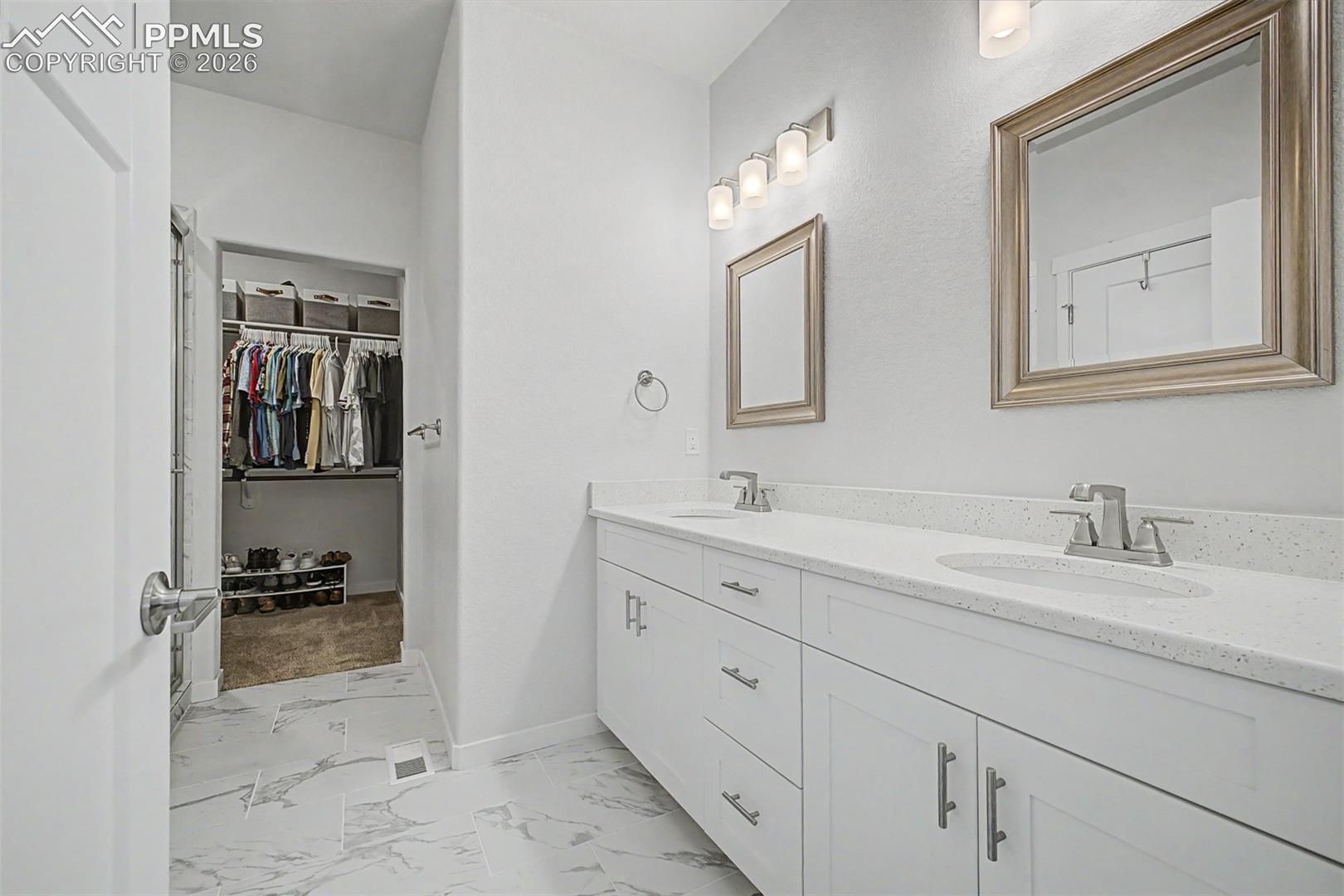 5675 Villa Lorenzo Drive