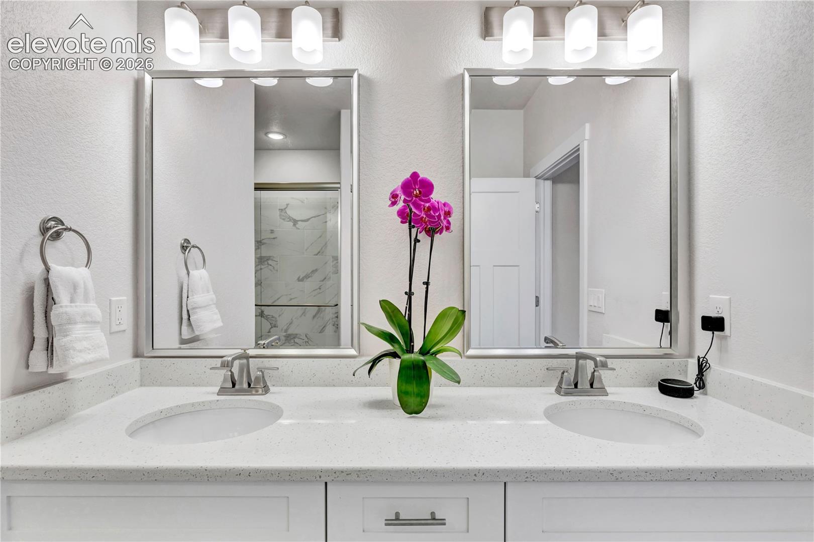 5675 Villa Lorenzo Drive