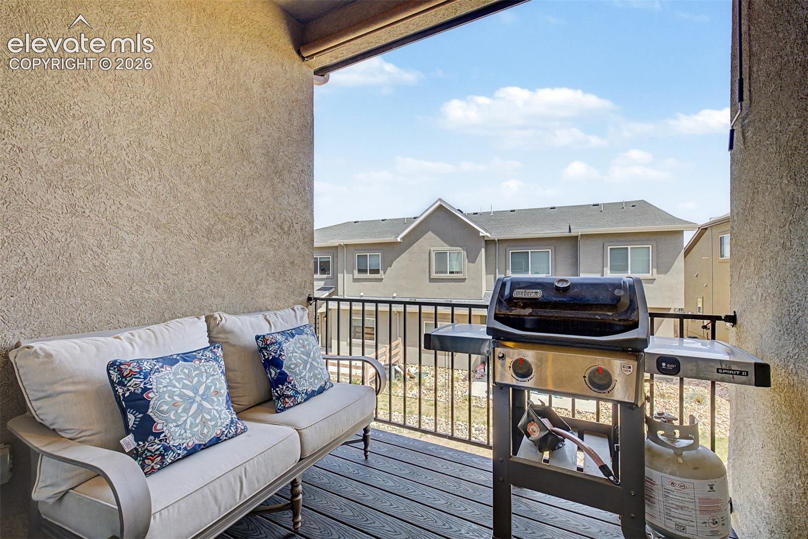 5675 Villa Lorenzo Drive