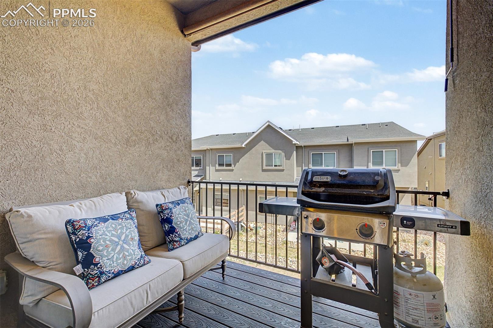 5675 Villa Lorenzo Drive