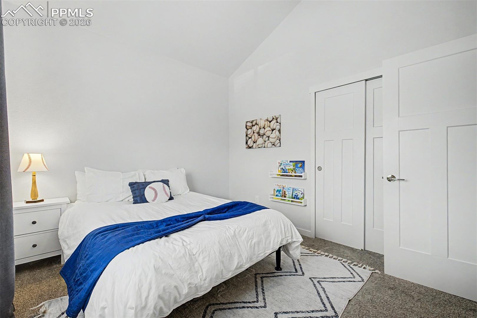 5675 Villa Lorenzo Drive