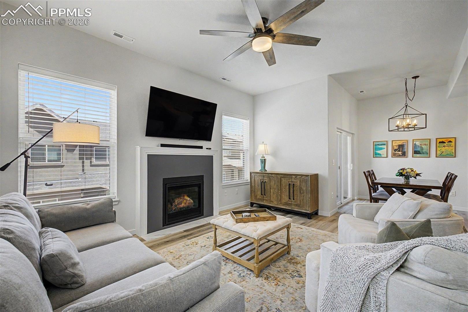 5675 Villa Lorenzo Drive