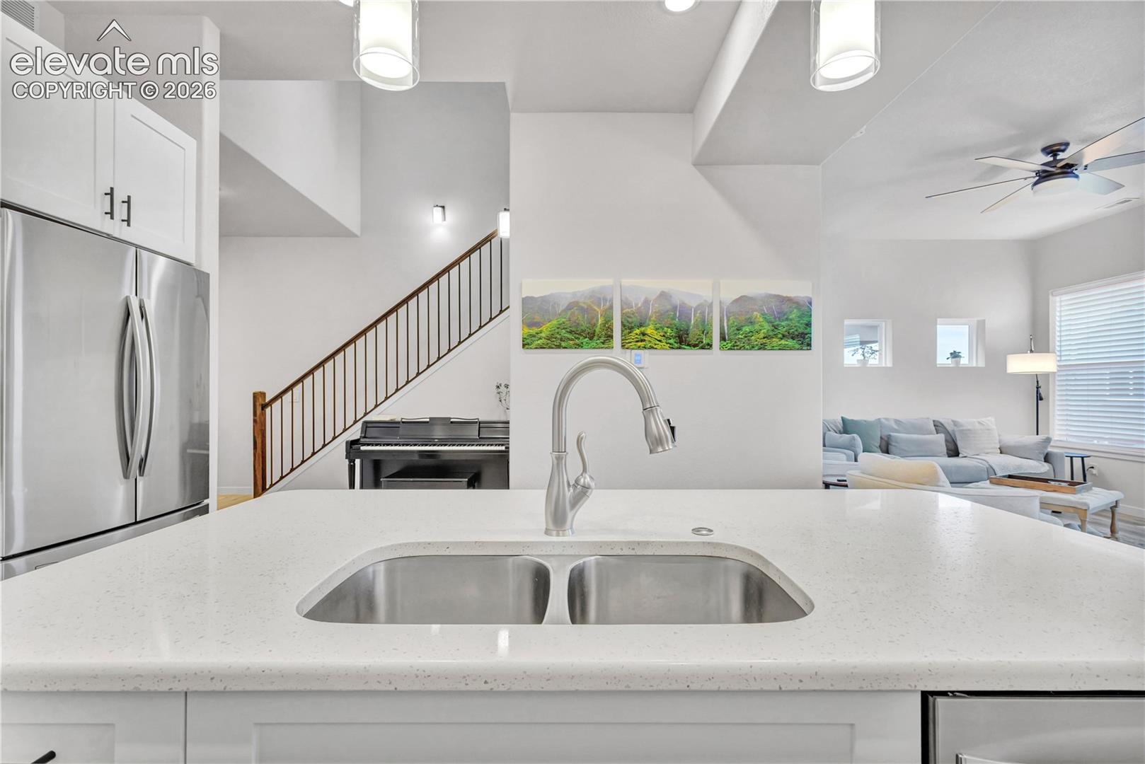 5675 Villa Lorenzo Drive