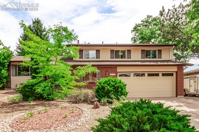 5635 Escapardo Way