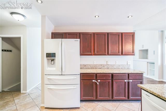 6220 Herriot Grove