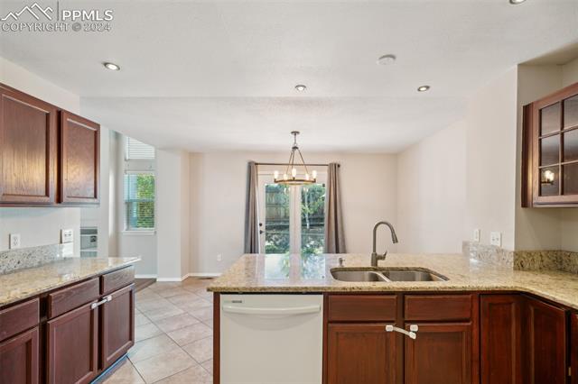 6220 Herriot Grove