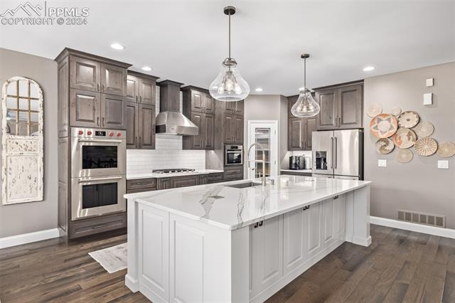 12504 Angelina Drive