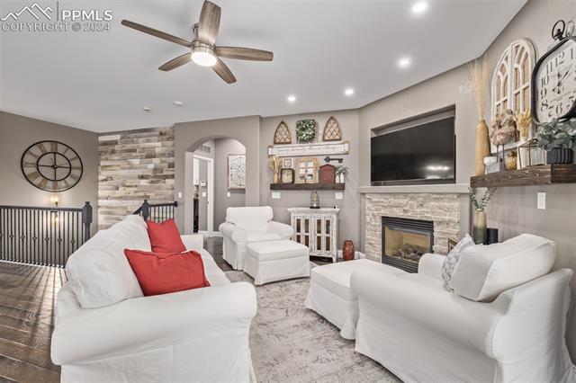12504 Angelina Drive