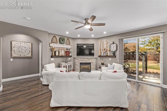 12504 Angelina Drive