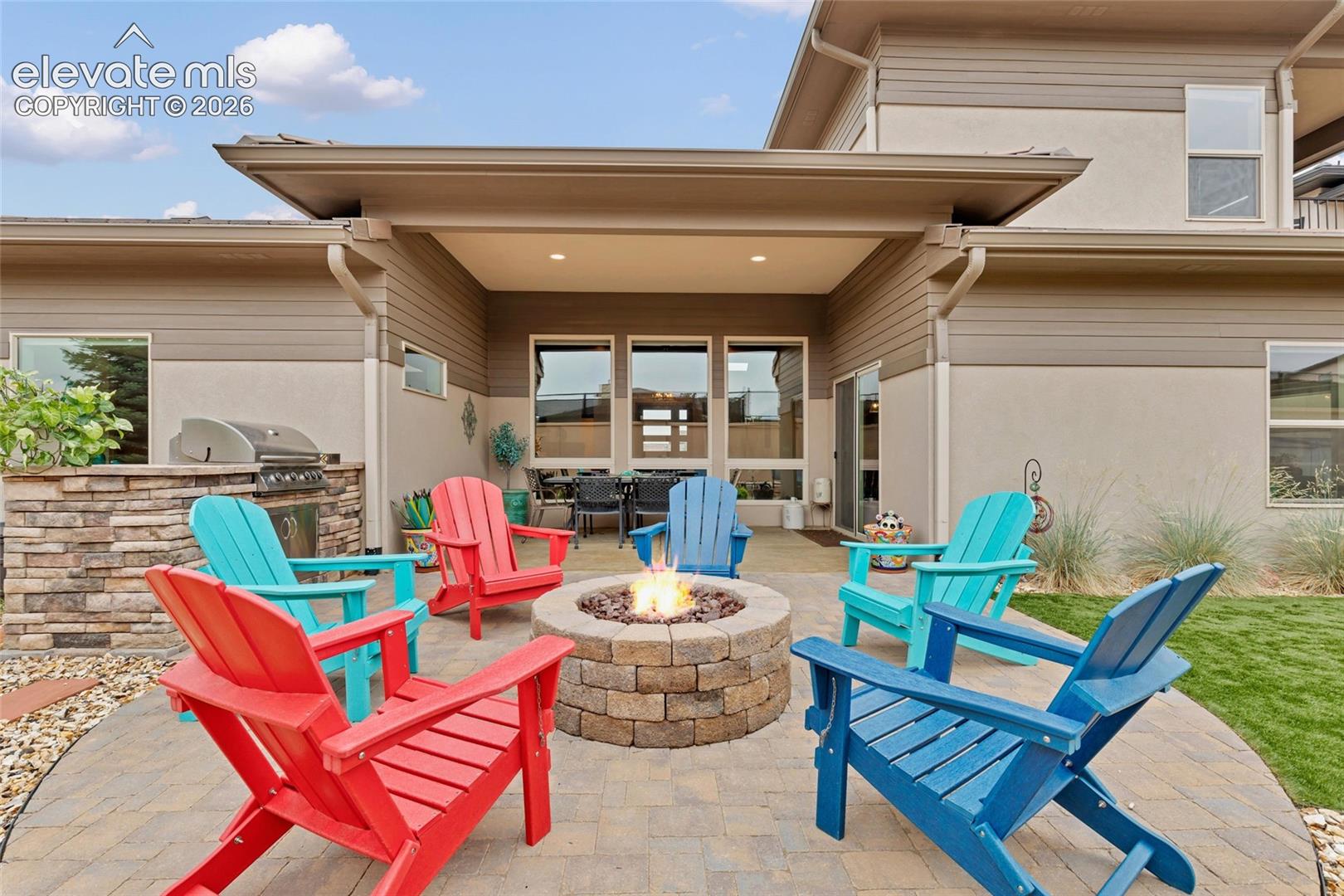 3096 Cathedral Park View