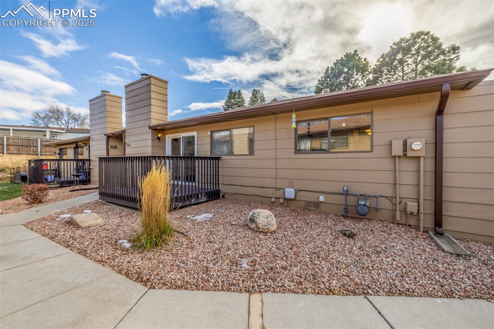 84 Stovel Circle