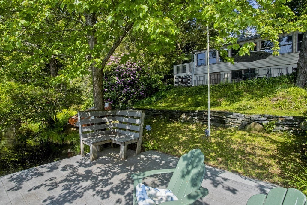 24 Farmhouse Rd