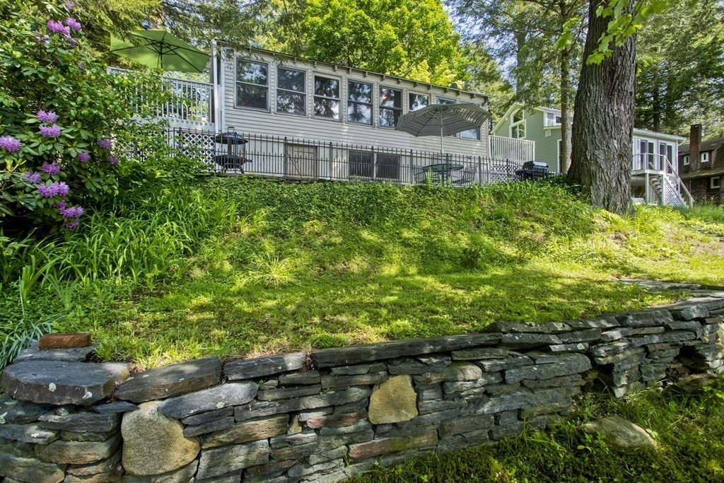 24 Farmhouse Rd