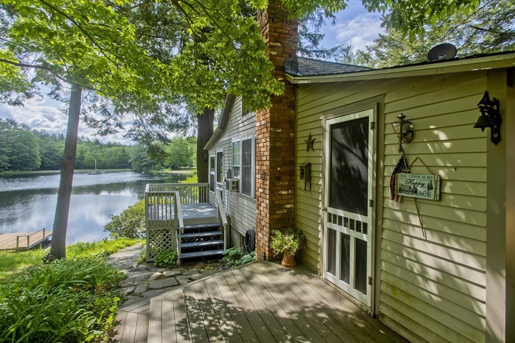 24 Farmhouse Rd