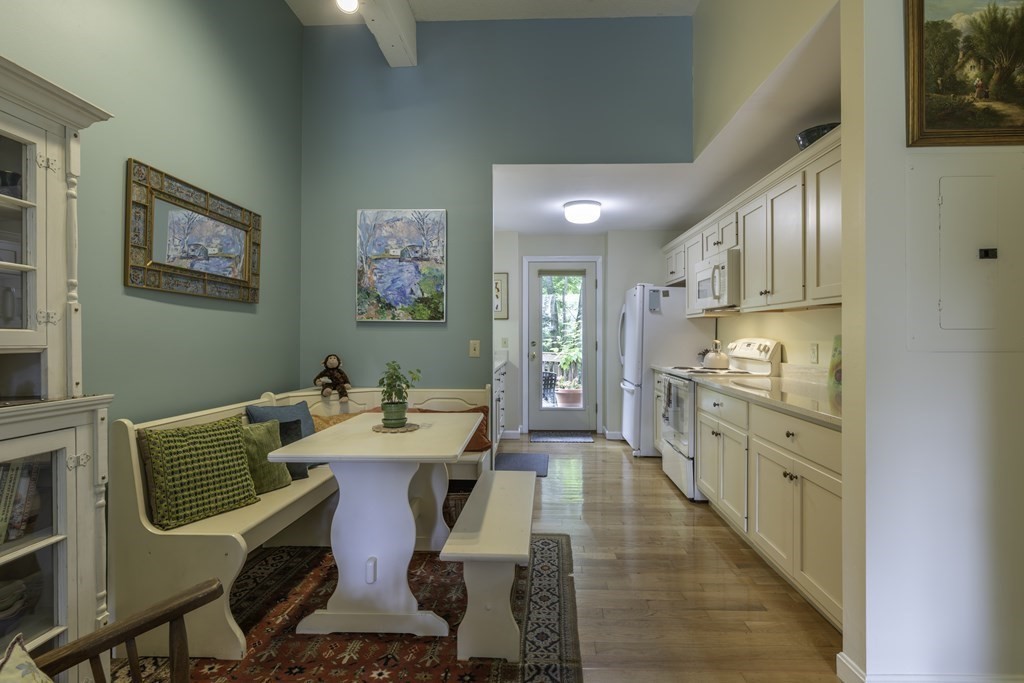 53 A Clark Ave # 2