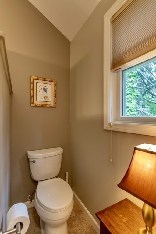 41 Woodbine Ave # 41