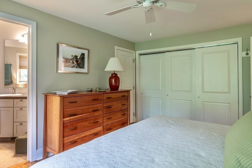 41 Woodbine Ave # 41