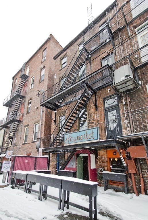 183-187 Main St